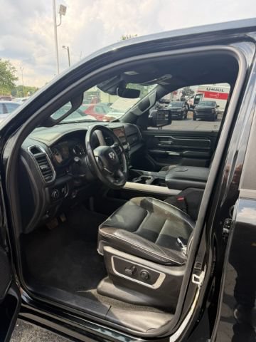 Used 2024 RAM 1500 Laramie AWD/4WD image 10