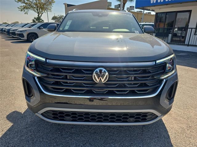 New 2026 Volkswagen Atlas Cross Sport SE image 2