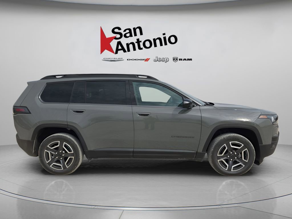 New 2026 Jeep Cherokee Laredo AWD/4WD image 9