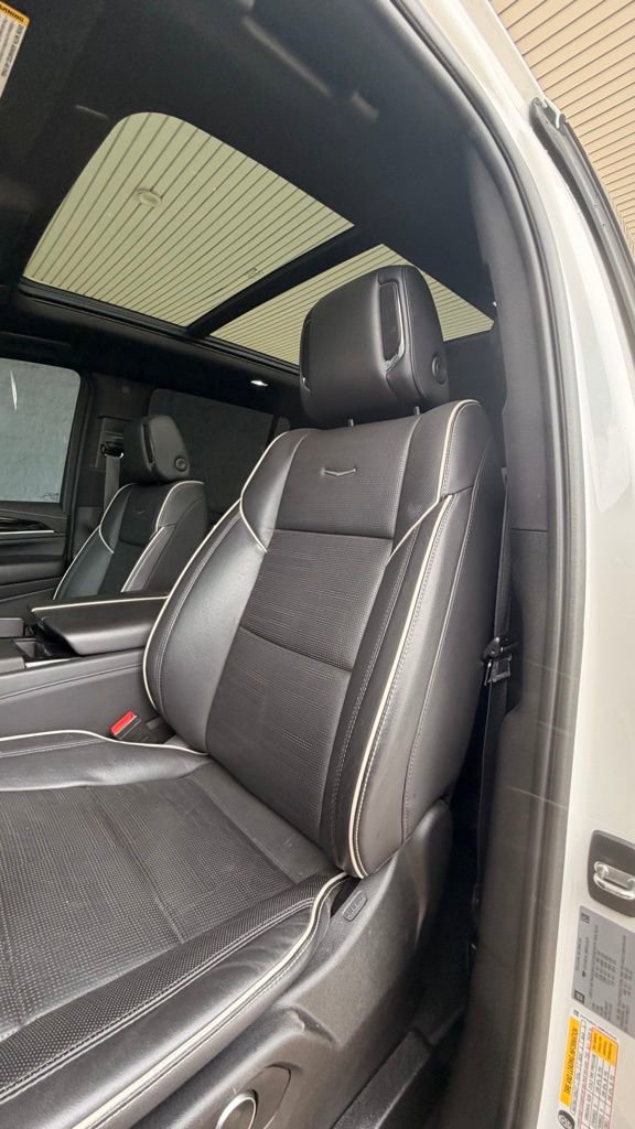 Certified 2021 Cadillac Escalade Sport image 2