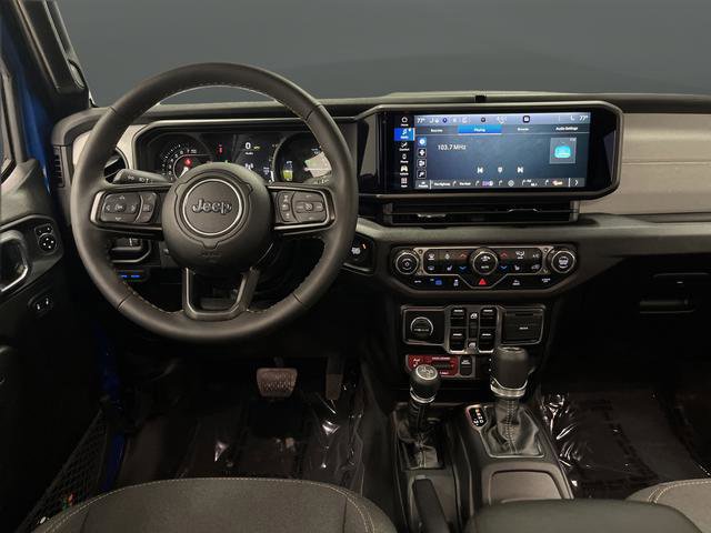 Used 2024 Jeep Wrangler Unlimited image 5