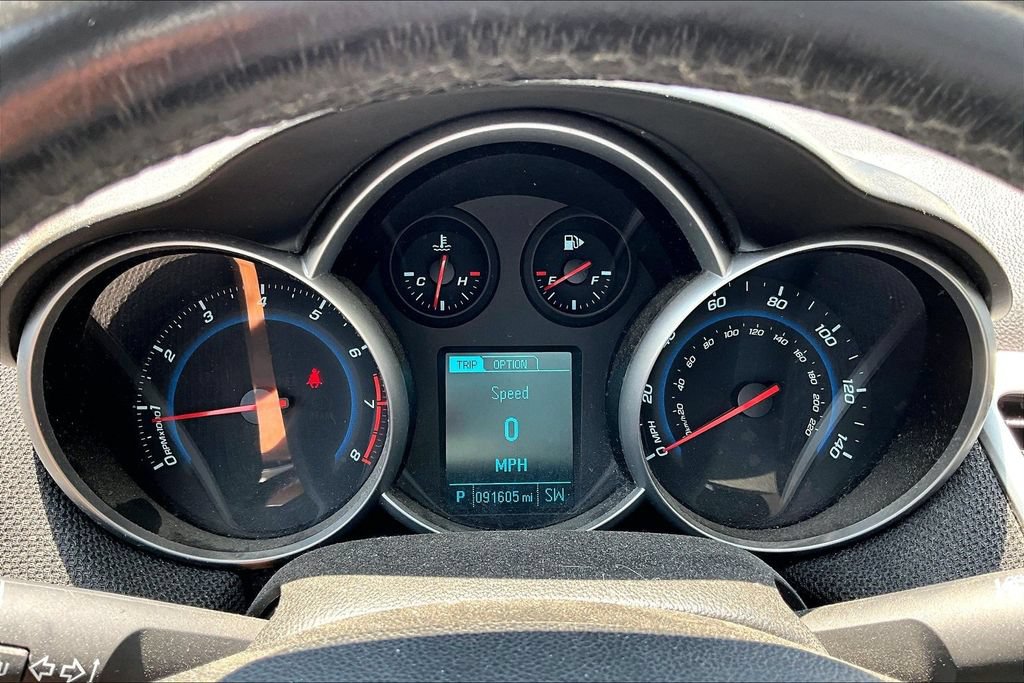 Used 2014 Chevrolet Cruze LT FWD image 10