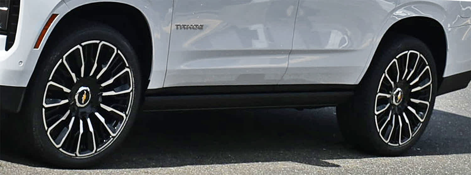 New 2026 Chevrolet Tahoe High Country AWD/4WD image 30