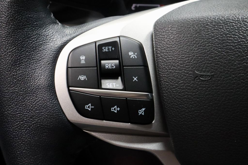 Certified 2022 Ford Explorer XLT w/ Equipment Group 202A image 28