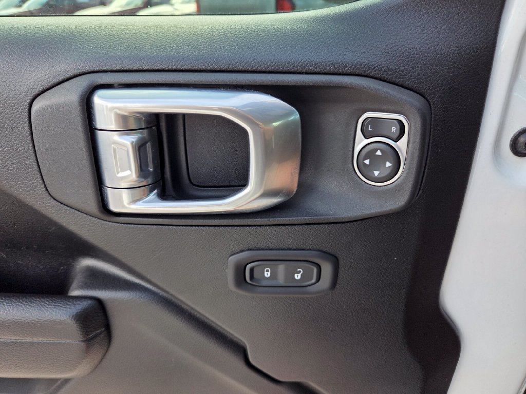 Used 2023 Jeep Gladiator Sport AWD/4WD image 21