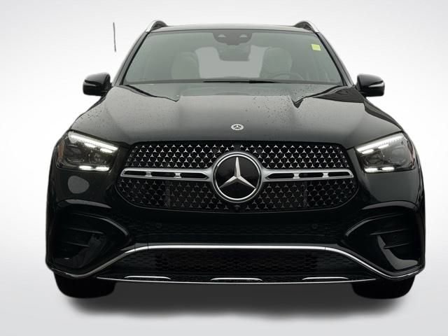 Used 2025 Mercedes-Benz GLE 580 4MATIC image 2