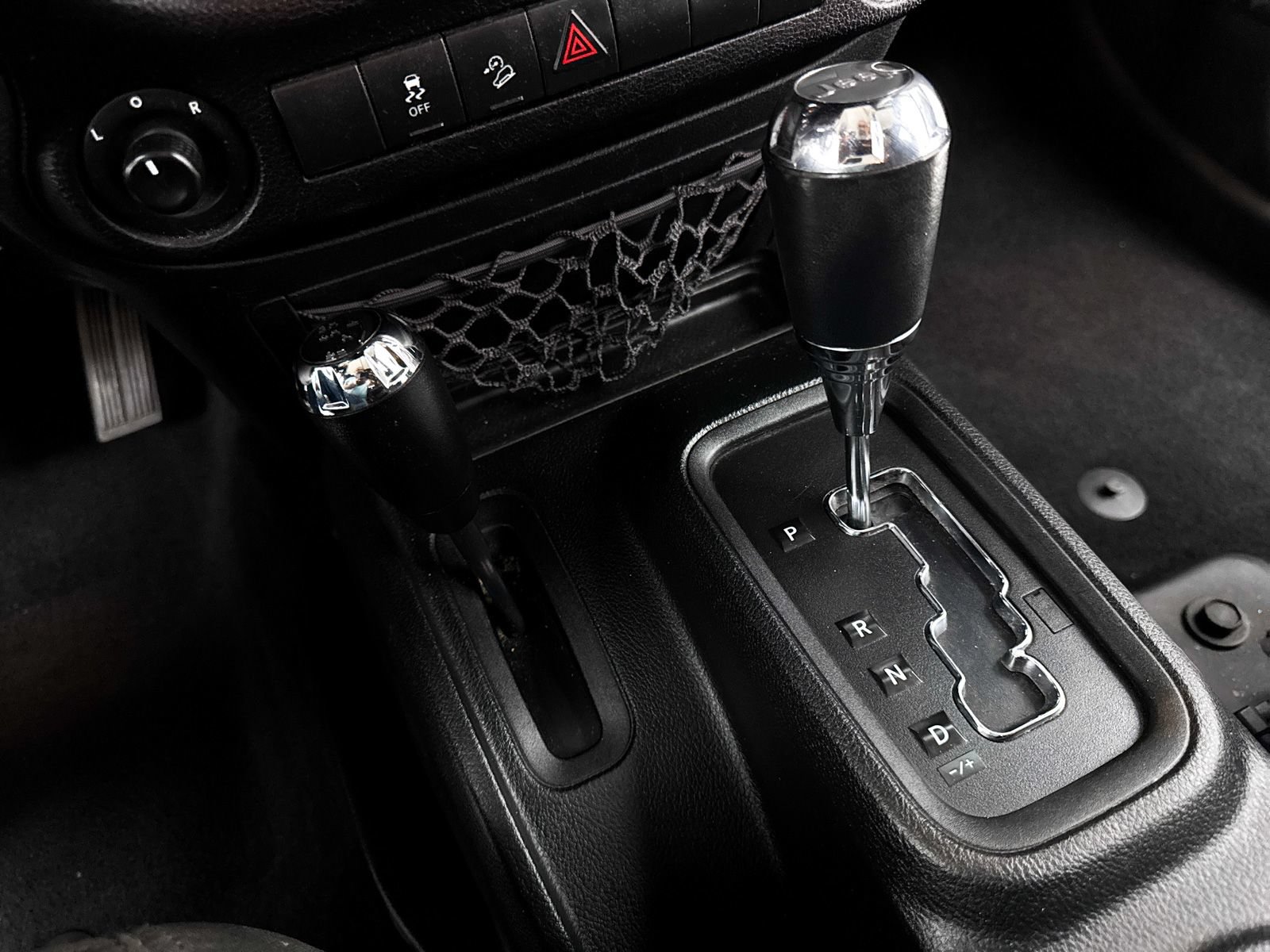 Used 2018 Jeep Wrangler Unlimited Sport S AWD/4WD image 18