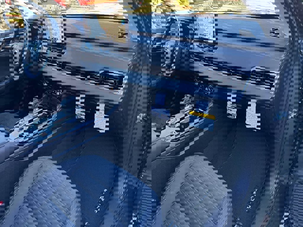 New 2025 Mitsubishi Outlander SE image 21