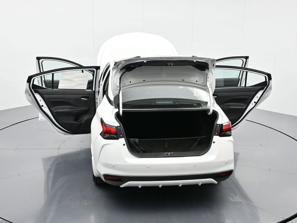 New 2025 Nissan Versa SR w/ Trunk Package FWD image 50