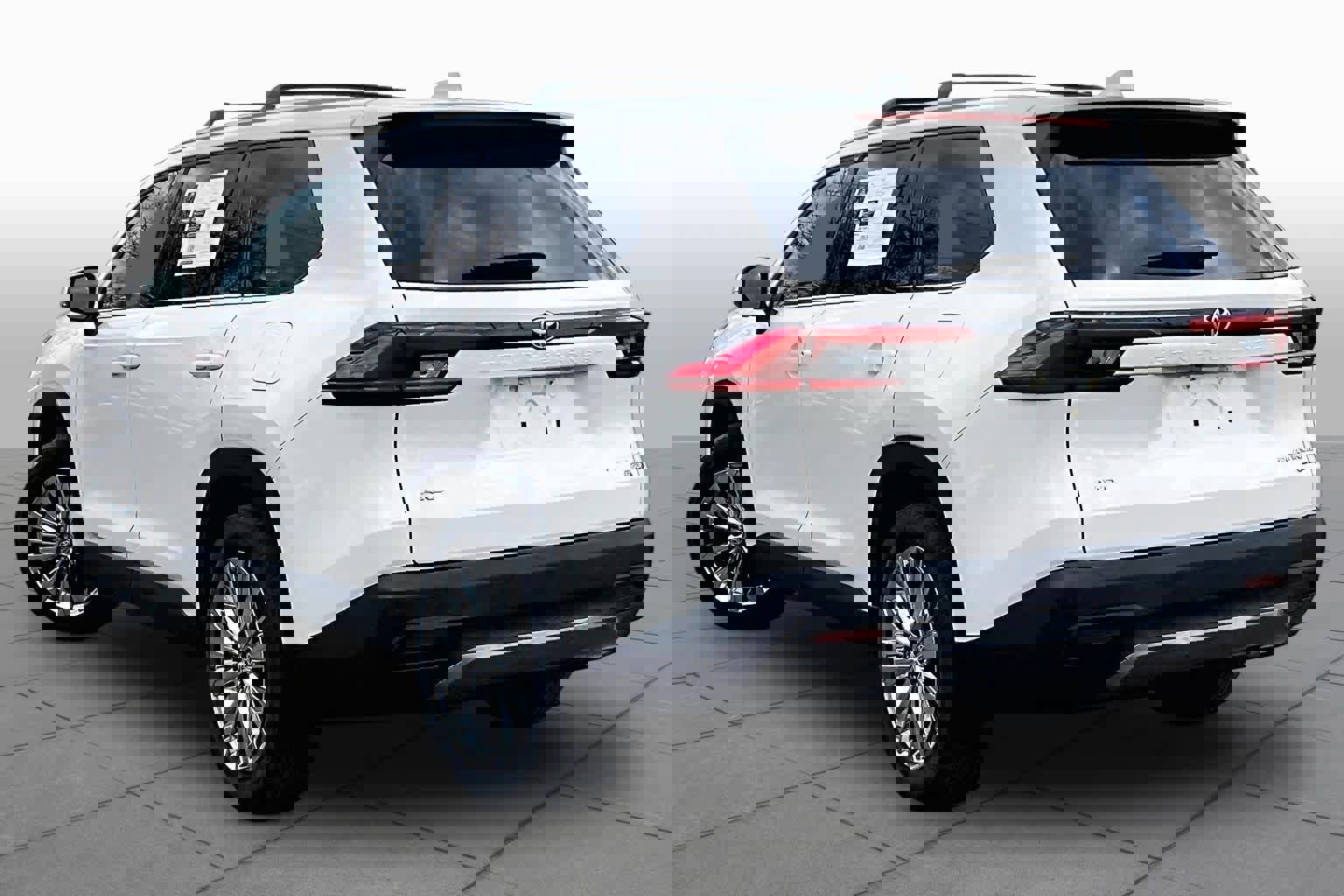 Used 2024 Toyota Grand Highlander Platinum image 12