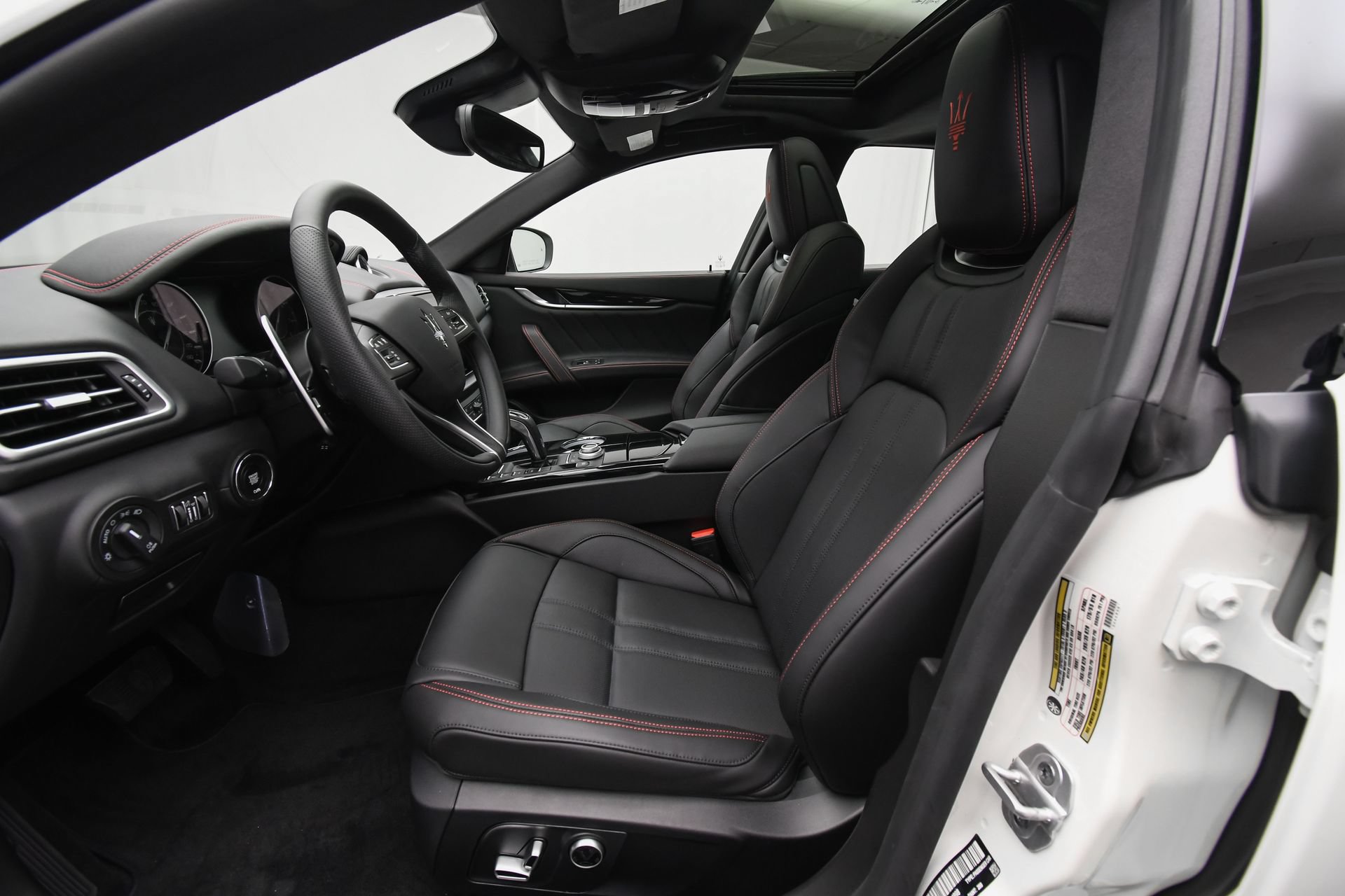 New 2024 Maserati Ghibli Modena Ultima Q4 AWD/4WD image 18