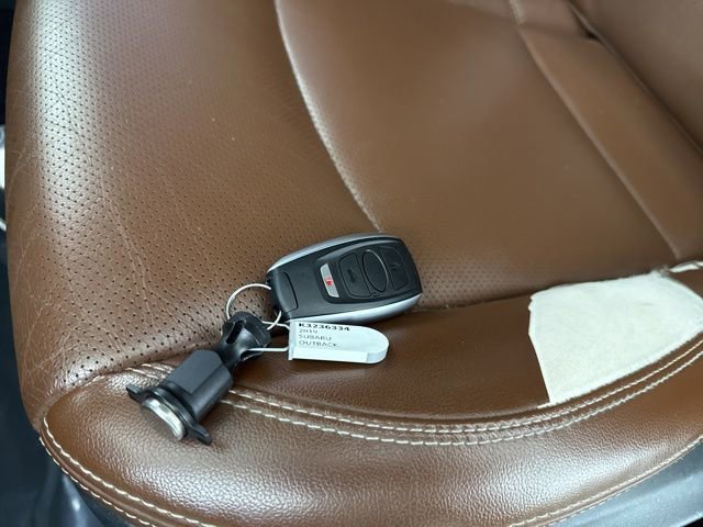 Used 2019 Subaru Outback 3.6R Touring w/ Popular Package #3A image 28