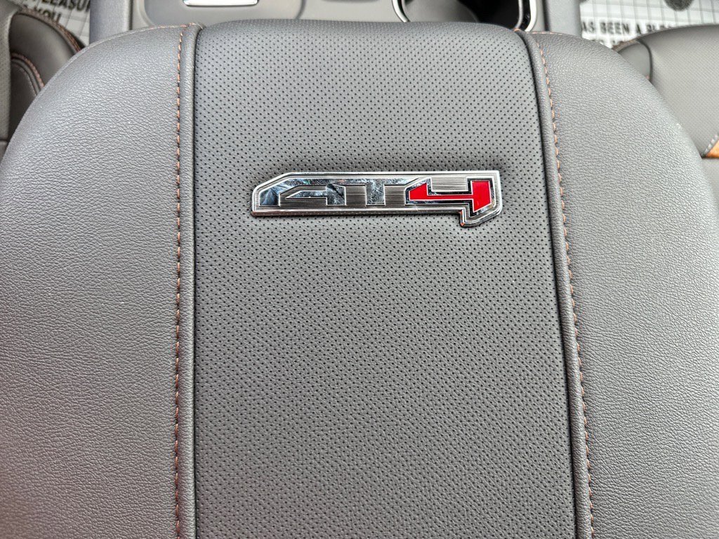 New 2025 GMC Sierra 2500 AT4 w/ AT4 Premium Plus Package image 27