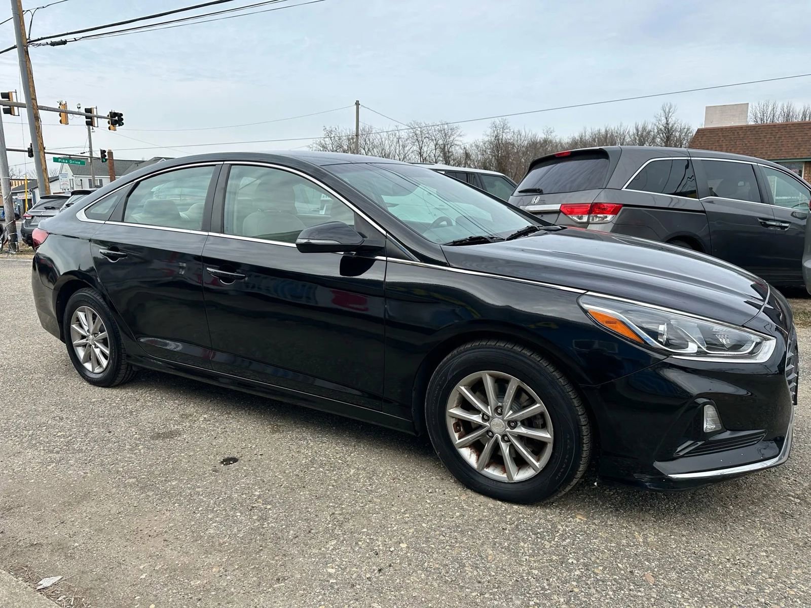 Used 2018 Hyundai Sonata SE w/ Cargo Package image 8