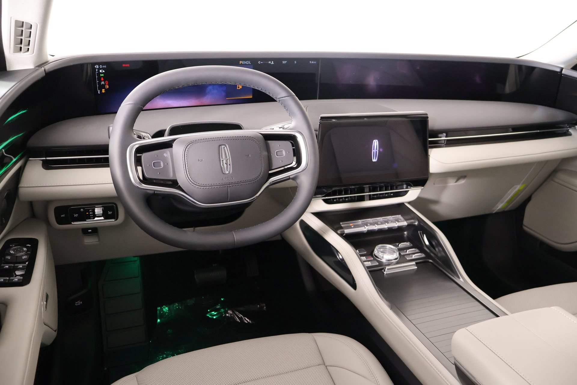 New 2026 Lincoln Nautilus Premier w/ Equipment Group 102A AWD/4WD image 2