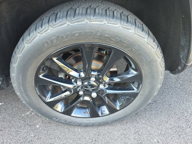Used 2018 Jeep Grand Cherokee Altitude AWD/4WD image 9