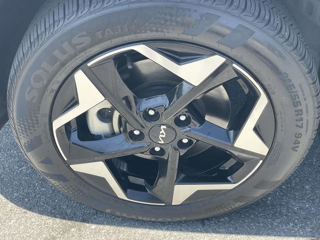 Used 2024 Kia Seltos EX AWD/4WD image 9