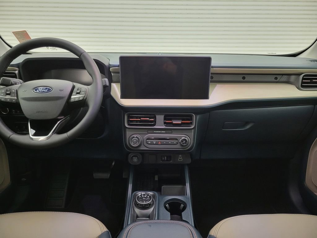 Used 2025 Ford Maverick Lariat w/ 4K Tow Package image 47