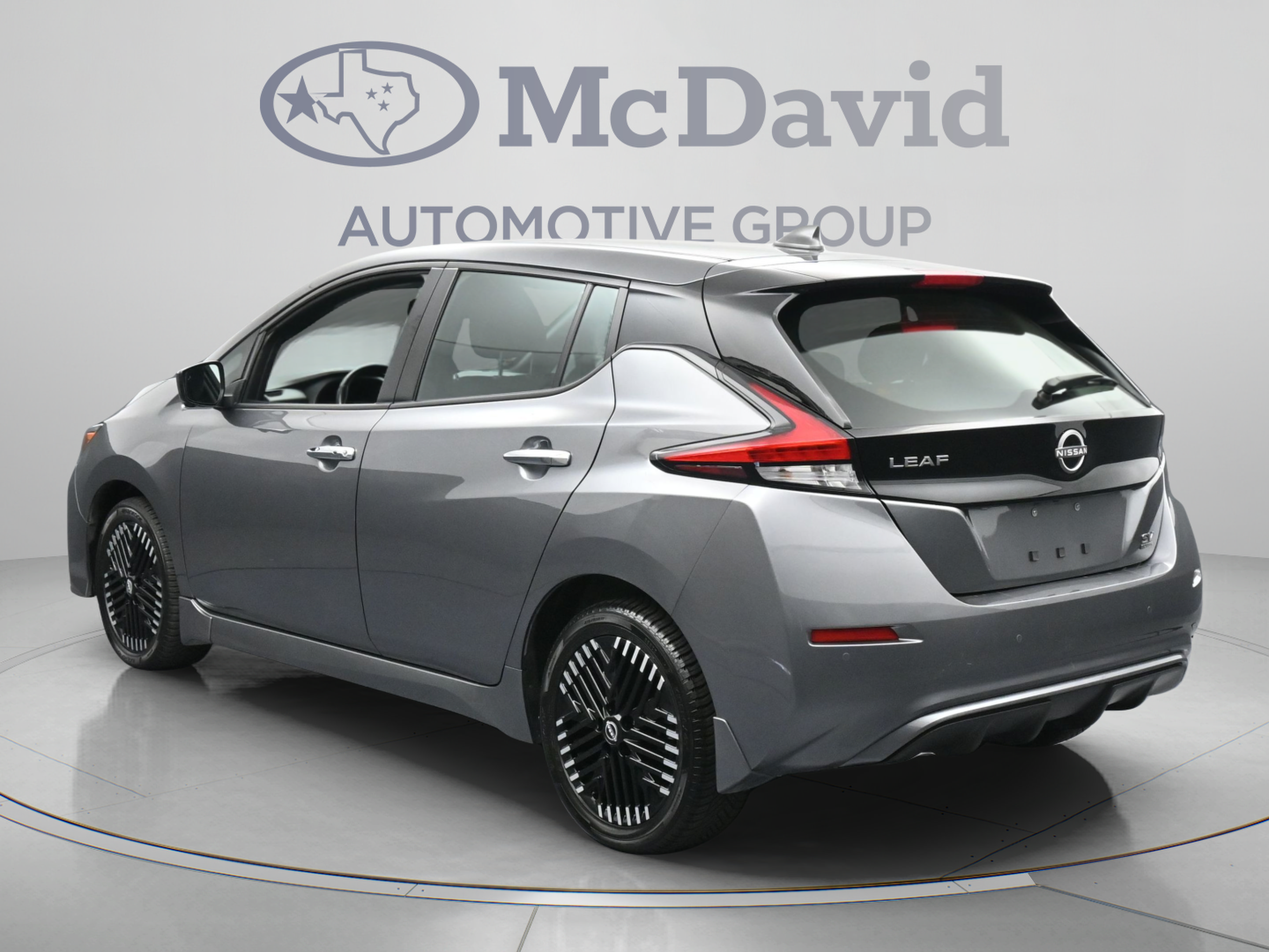 Used 2025 Nissan Leaf SV Plus FWD image 6