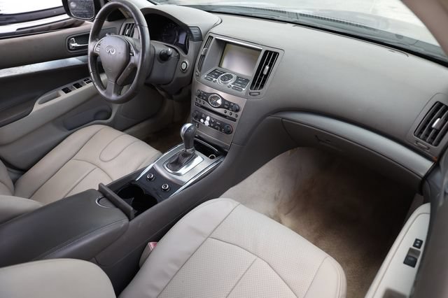 Used 2012 INFINITI G25 Journey RWD image 21