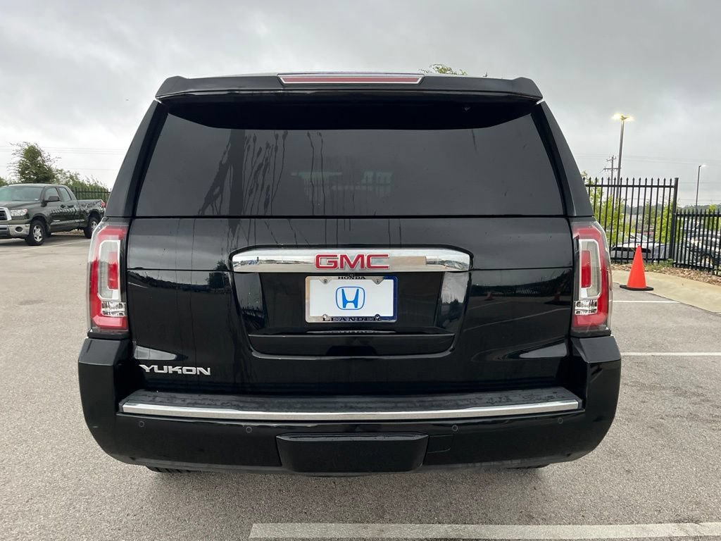 Used 2016 GMC Yukon Denali w/ Open Road Package AWD/4WD image 5