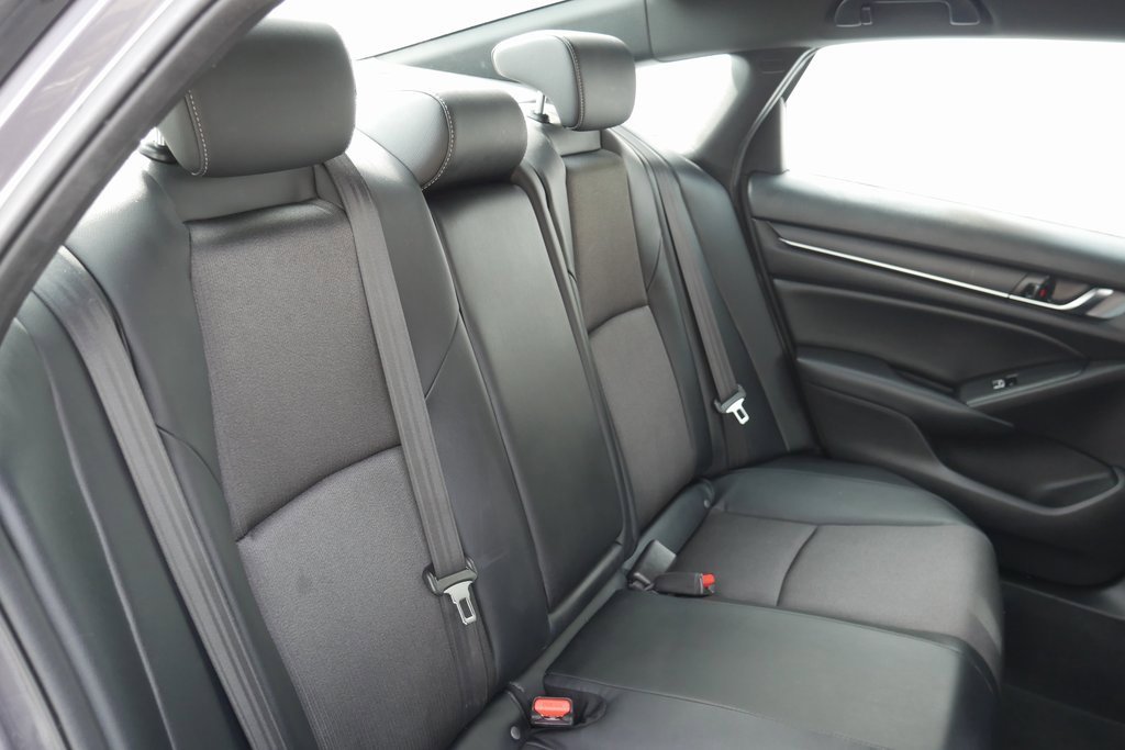 Used 2018 Honda Accord Sport image 25