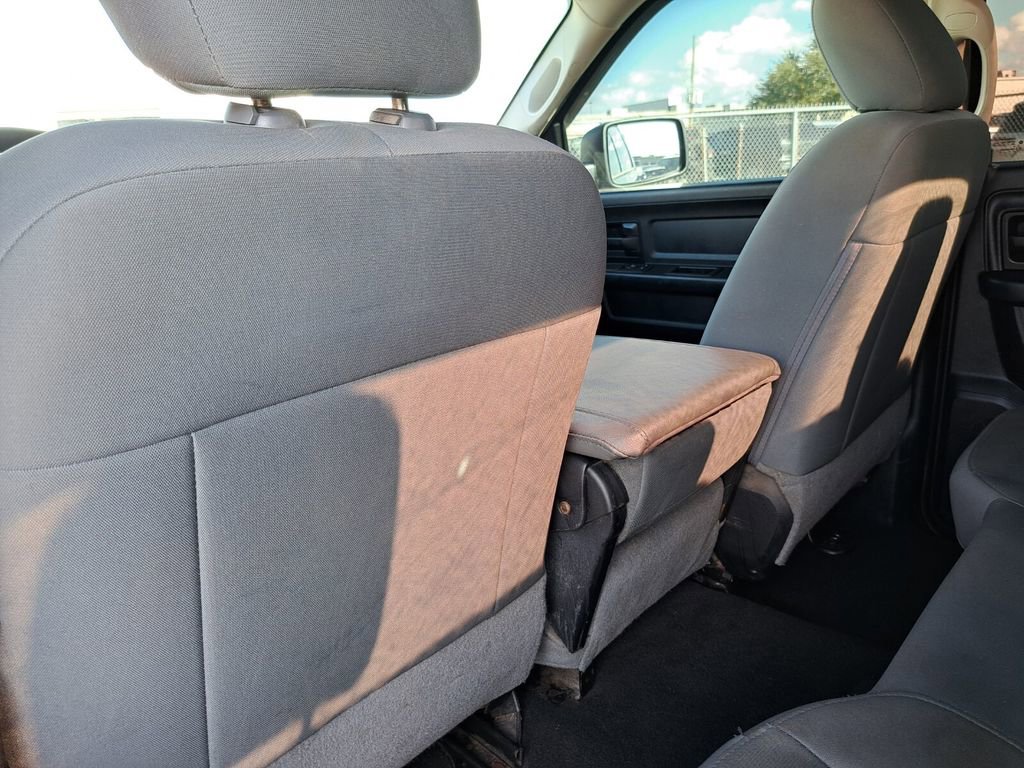 Used 2018 RAM 1500 Express w/ Express Value Package image 23