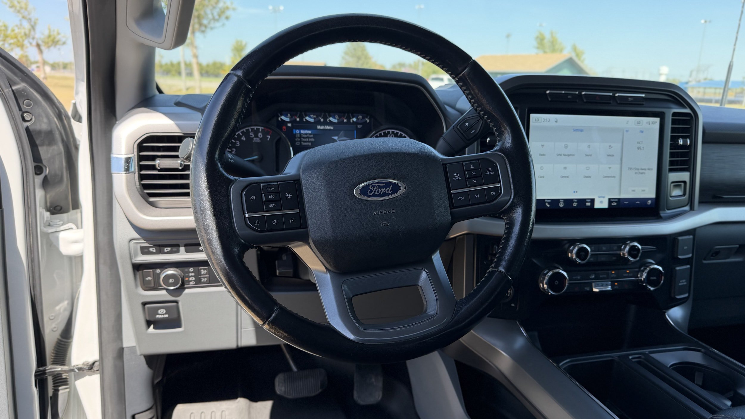 Certified 2022 Ford F150 XLT w/ Equipment Group 302A High AWD/4WD image 28