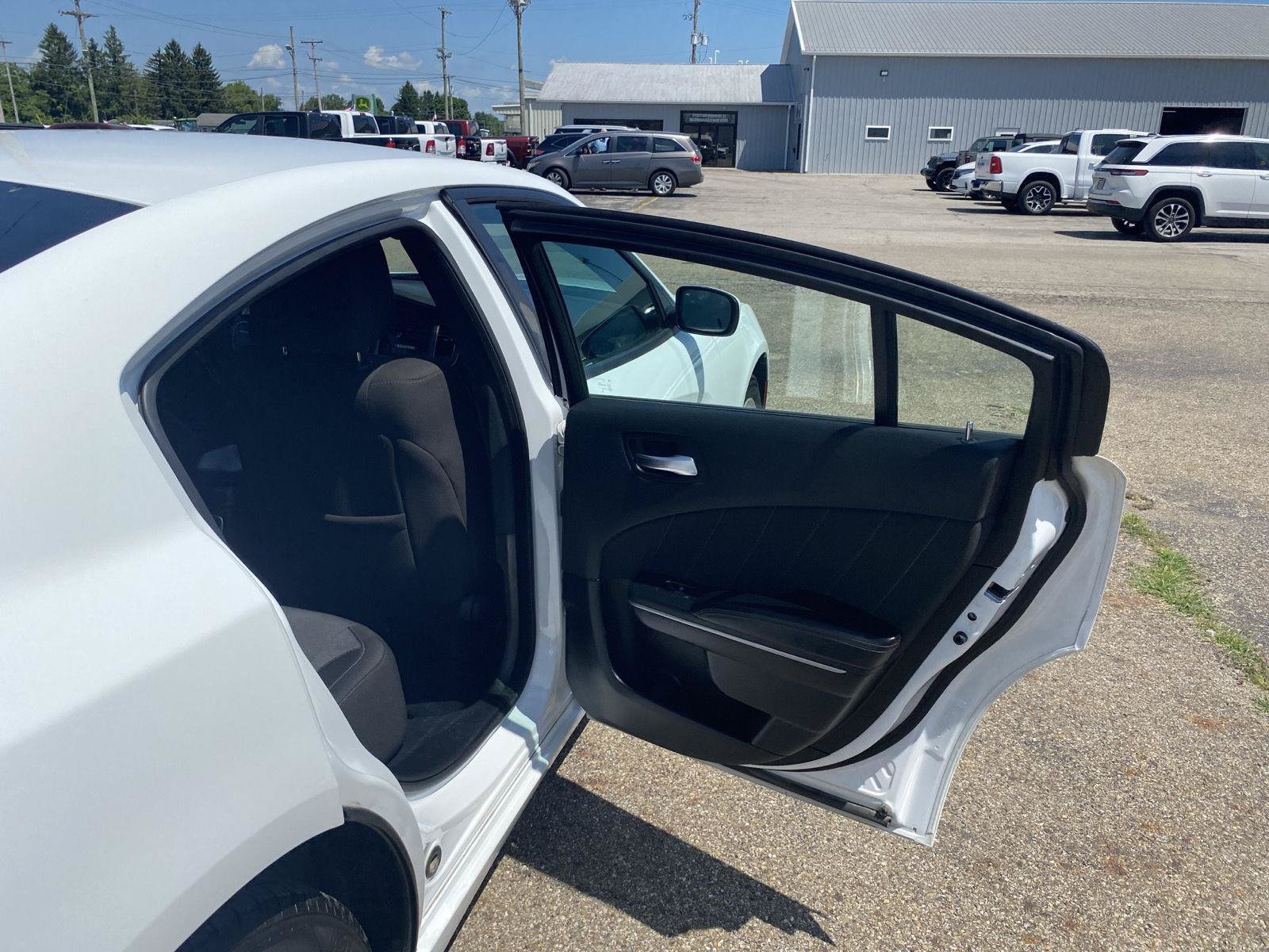 Used 2020 Dodge Charger SXT RWD image 30