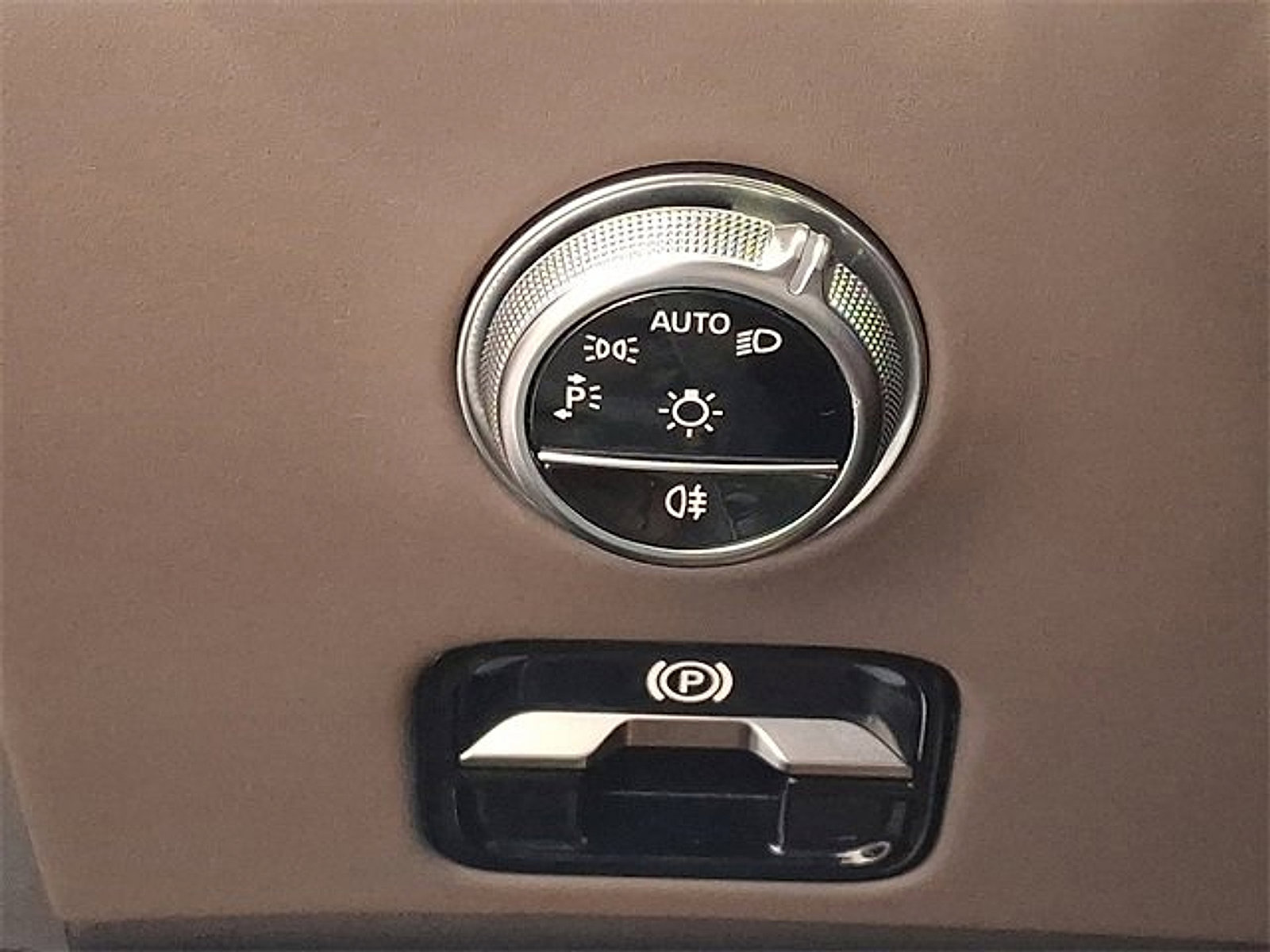 Used 2024 Mercedes-Benz AMG GT 55 image 19