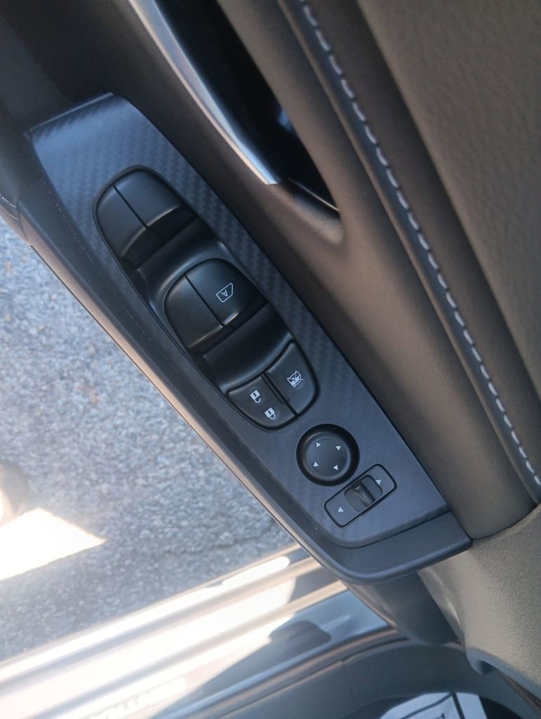 Used 2025 Nissan Sentra SV w/ All-Weather Package FWD image 12
