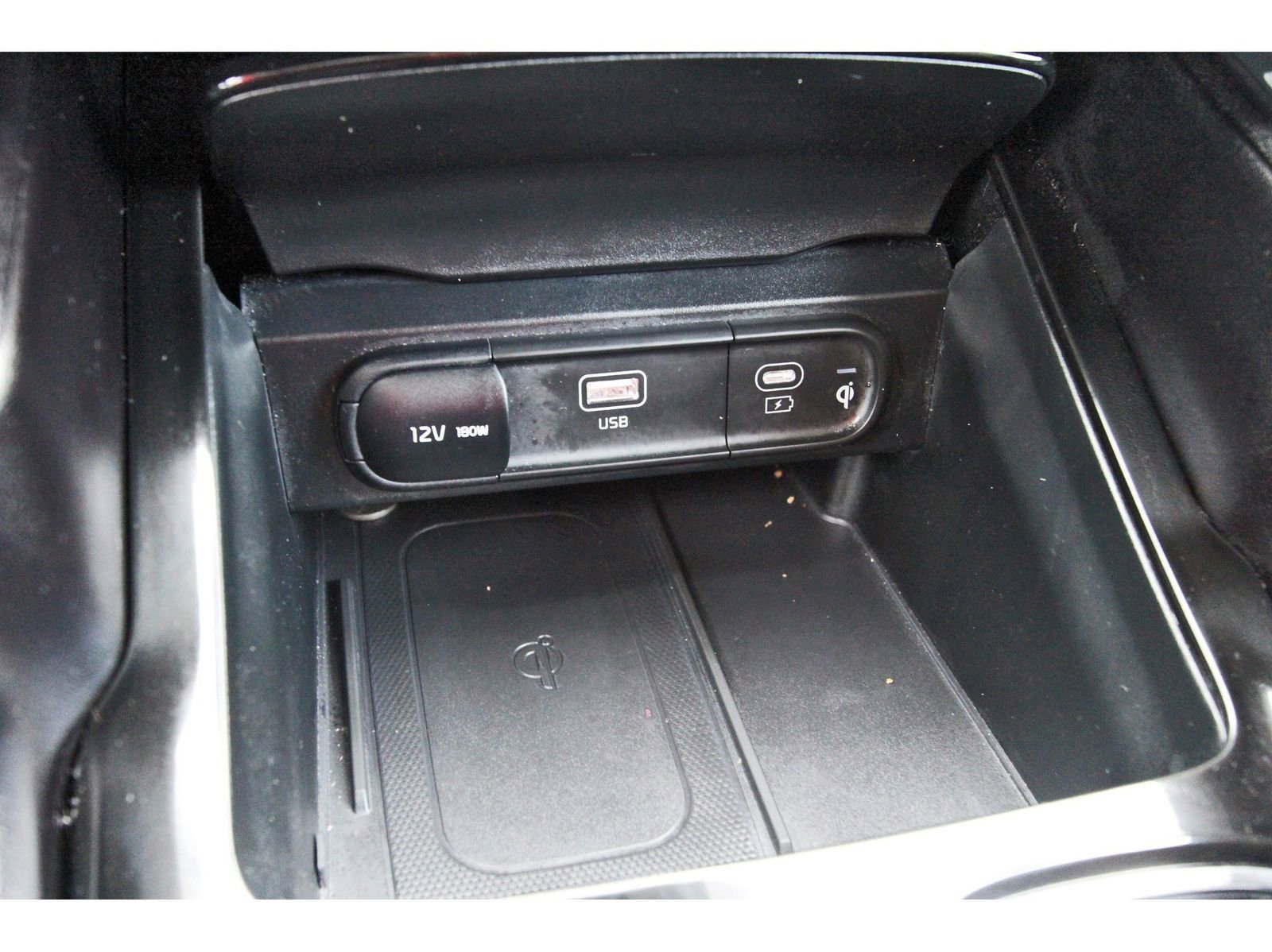 Used 2025 Kia Telluride S FWD image 30