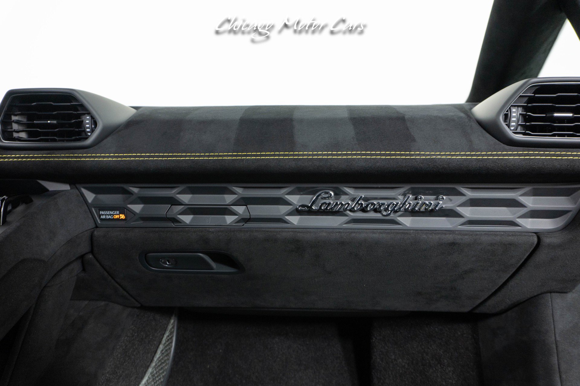 Used 2024 Lamborghini Huracan STO image 41