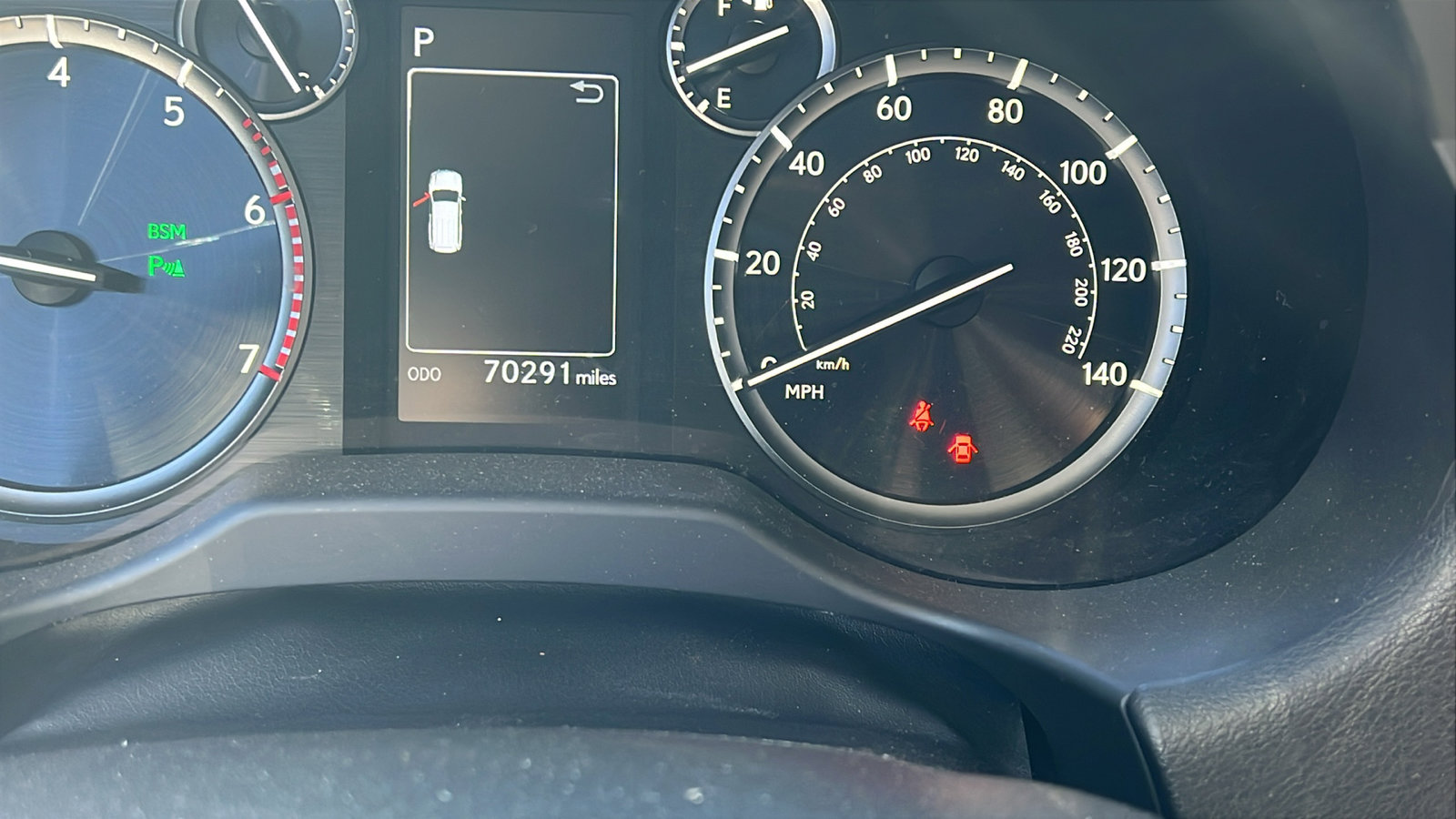 Used 2020 Lexus GX 460 Premium w/ Premium Package image 34