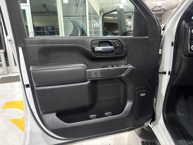 Used 2023 GMC Sierra 2500 AT4 w/ AT4 Premium Plus Package AWD/4WD image 15