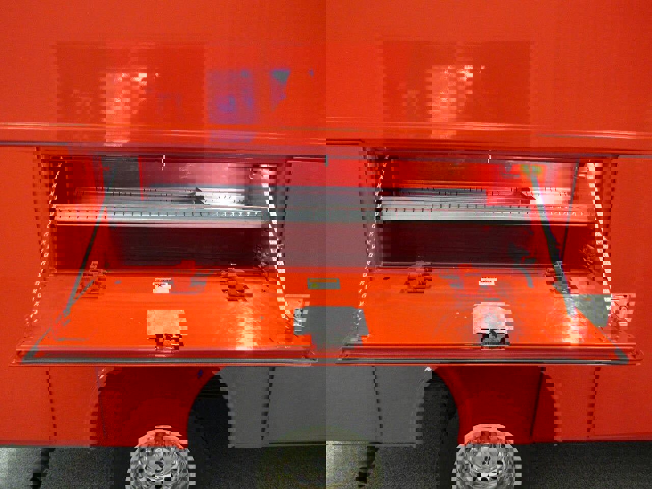 Used 2018 Ford Transit 350 138 DRW w/ Interior Upgrade Package image 29