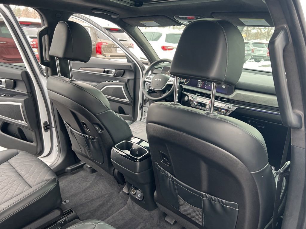 Used 2024 Kia Telluride SX Prestige X-Line image 17