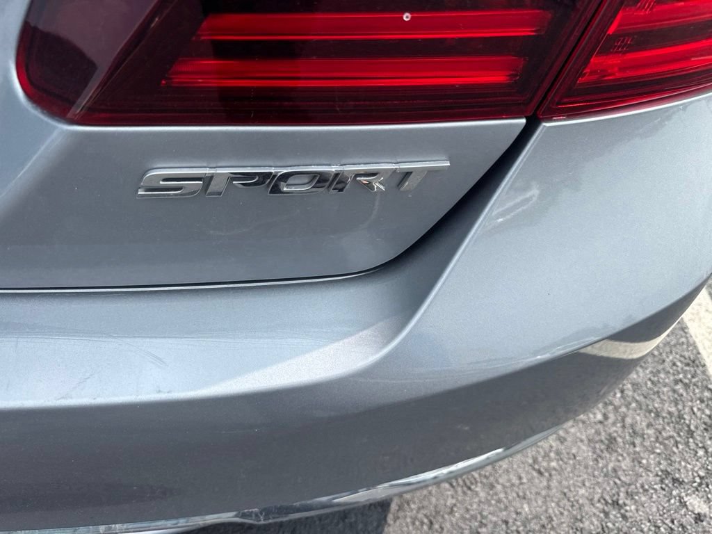 Used 2016 Honda Accord Sport image 4