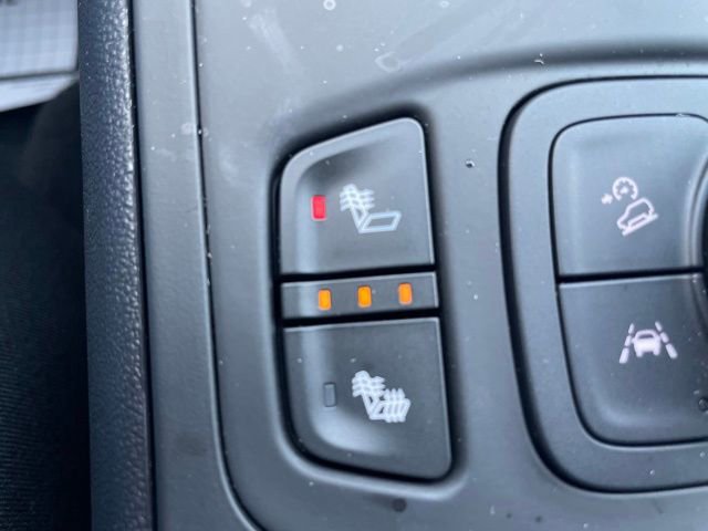 Used 2024 GMC Terrain SLE w/ Driver Convenience Package image 25