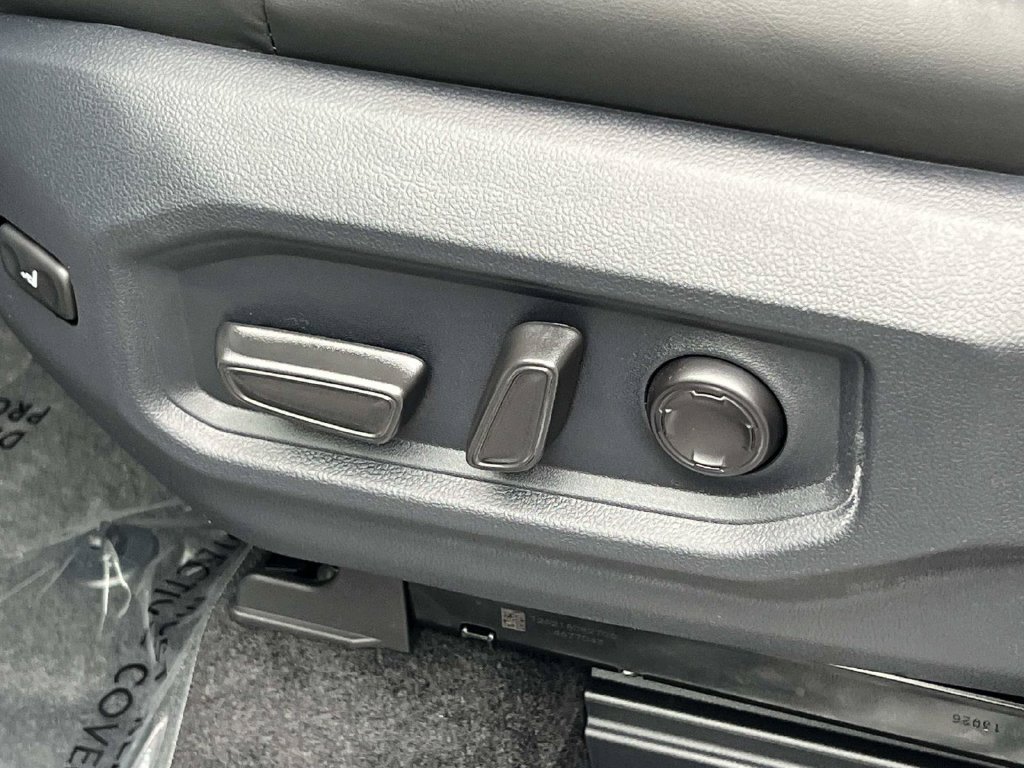 New 2026 Toyota Tundra Platinum AWD/4WD image 28