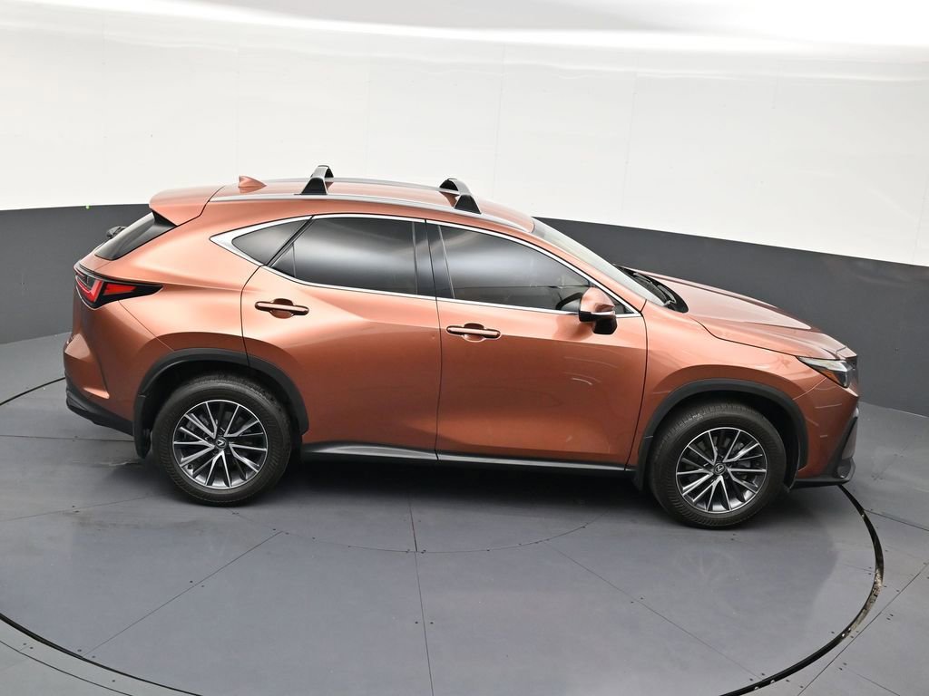 Used 2025 Lexus NX 250 FWD w/ Accessory Package (A2) image 18
