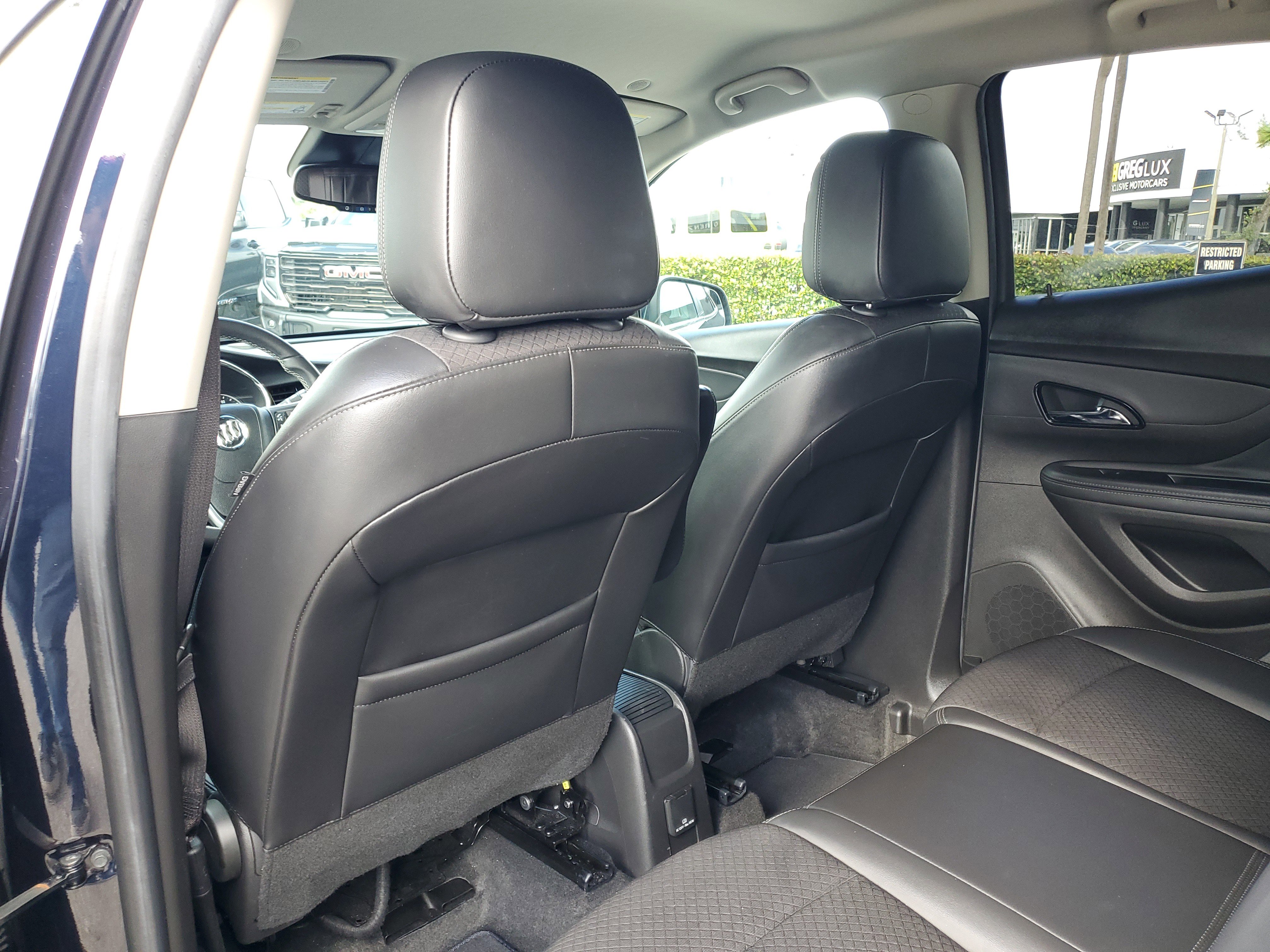 Used 2022 Buick Encore Preferred w/ Safety Package image 14