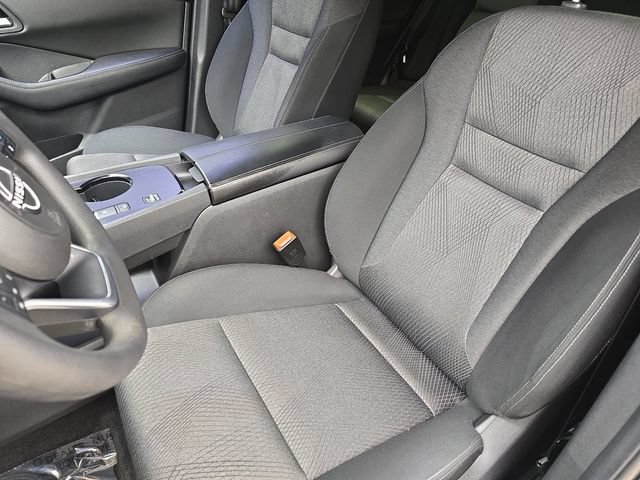 Used 2024 Nissan Rogue SV FWD image 15