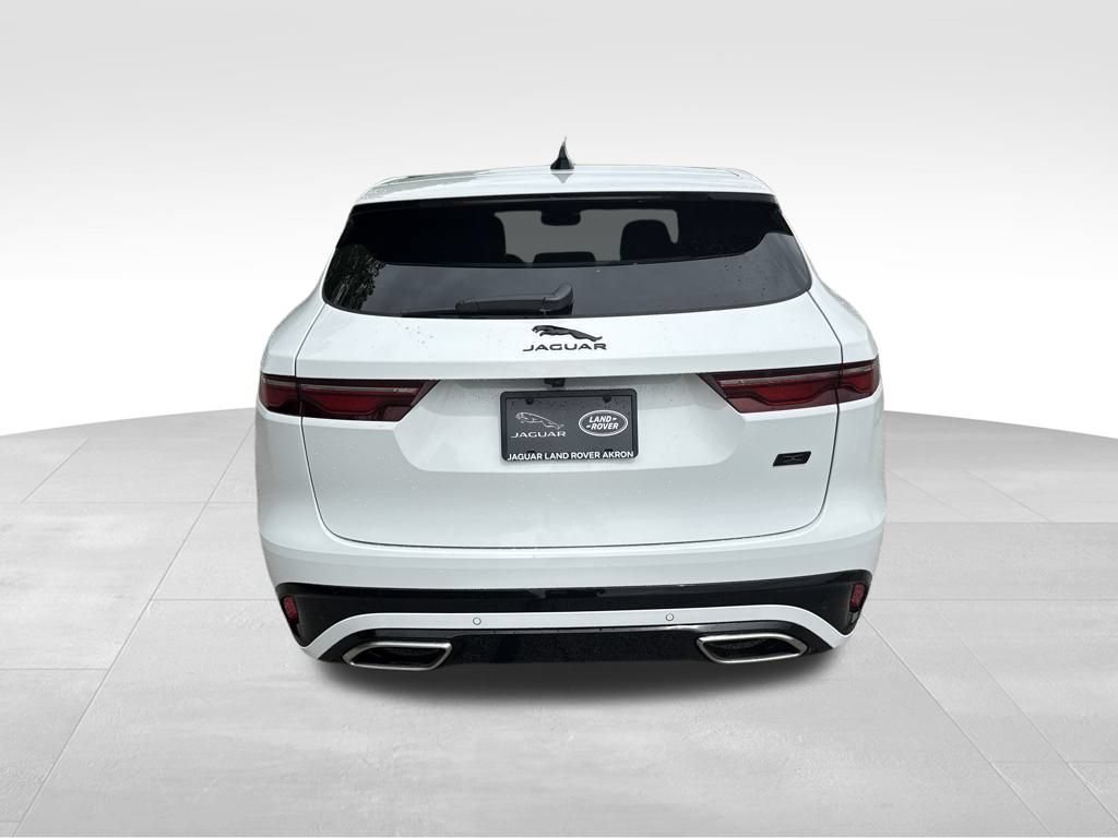 Used 2026 Jaguar F-PACE R-Dynamic S AWD/4WD image 8