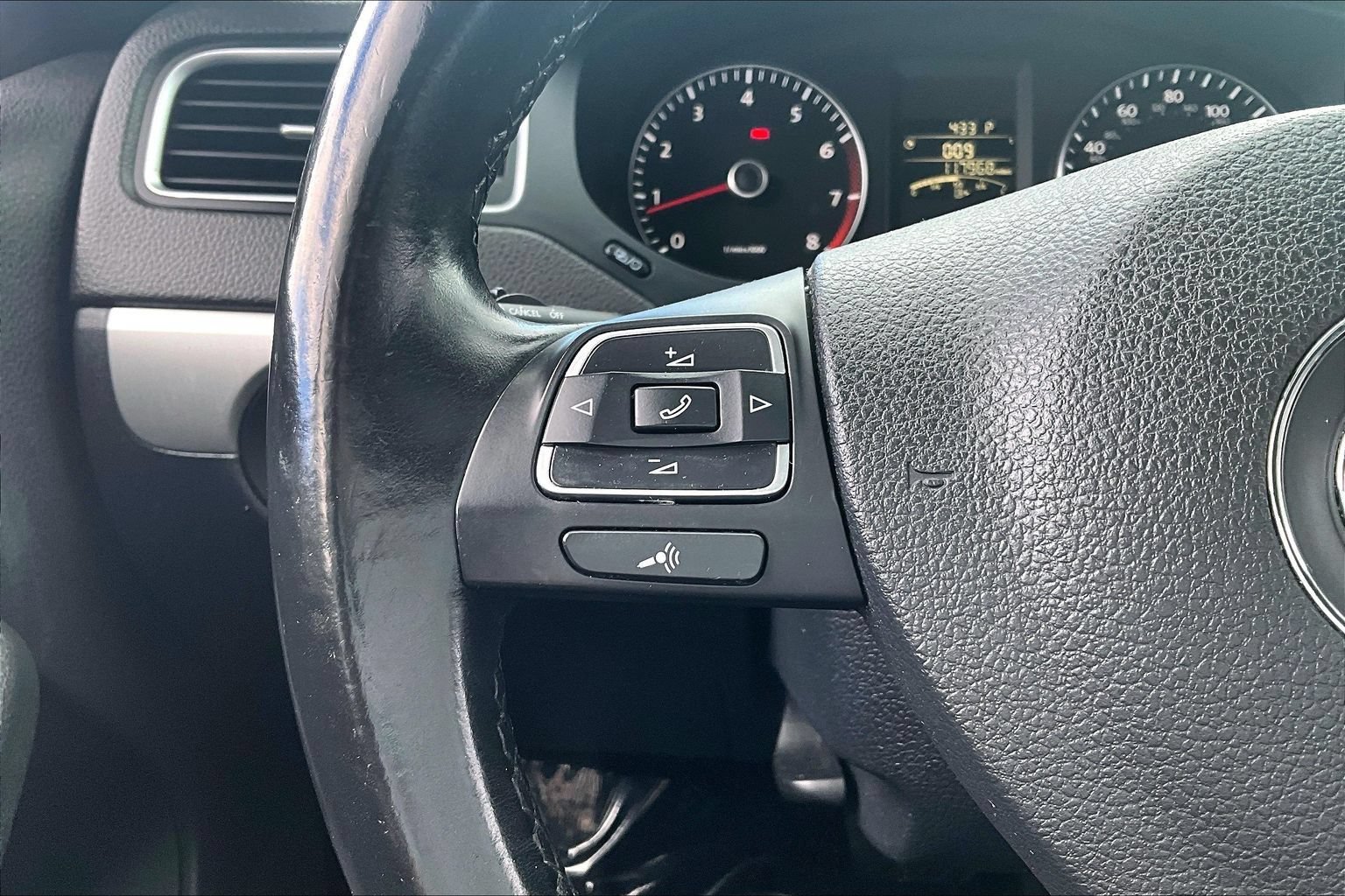 Used 2014 Volkswagen Jetta SE FWD image 11