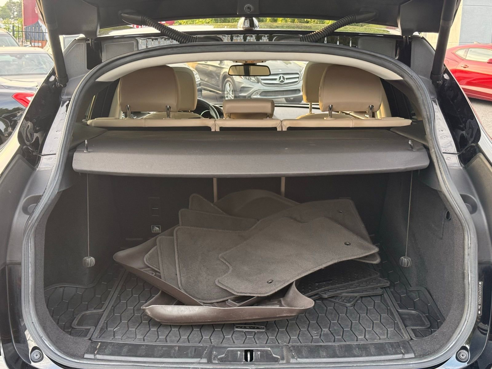 Used 2018 Jaguar F-PACE Prestige AWD/4WD image 12