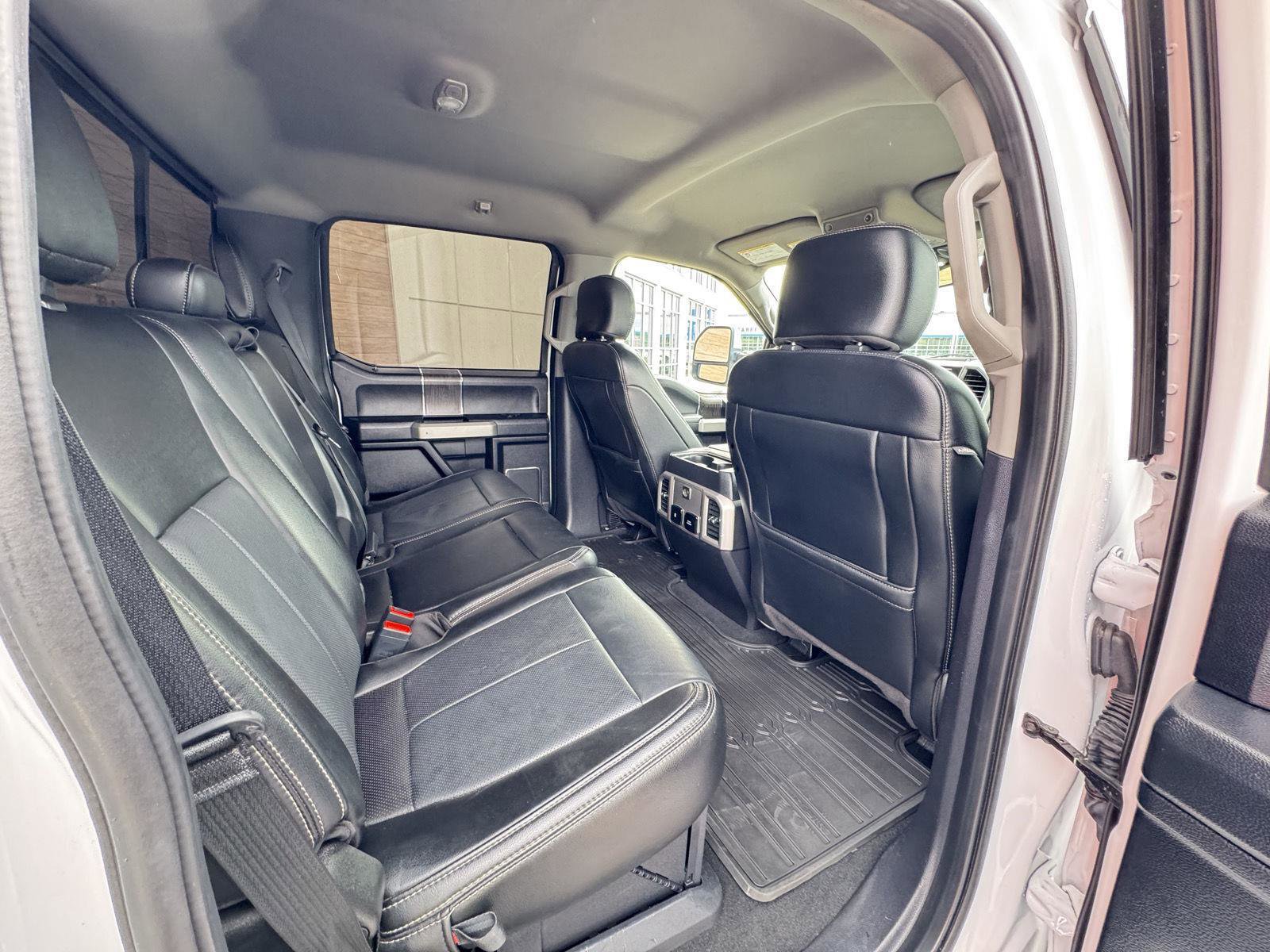 Used 2020 Ford F250 Lariat w/ Lariat Value Package AWD/4WD image 39