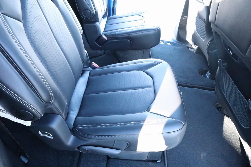 New 2026 Chrysler Pacifica Select image 15