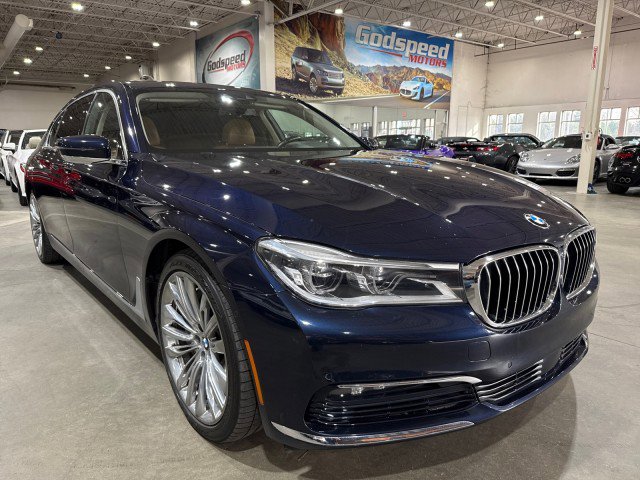 Used 2016 BMW 750i xDrive AWD/4WD image 21