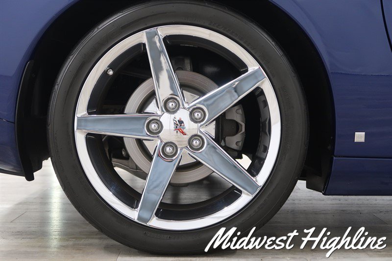 Used 2006 Chevrolet Corvette Coupe w/ Preferred Equipment Group RWD image 23
